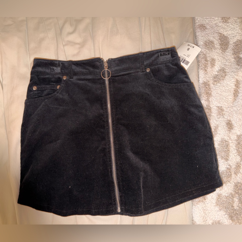 Forever 21 Black Mini Skirt with Zipper